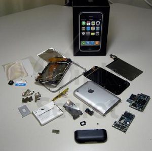 iPhone Destroyed iphone Dismantled