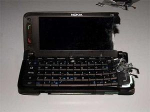 Nokia_E90_2