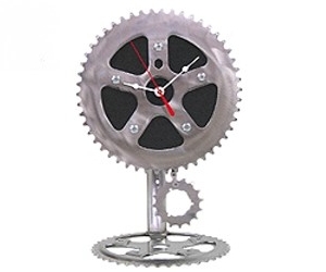 desktop pendulum clock Recycled Rebycle Clock