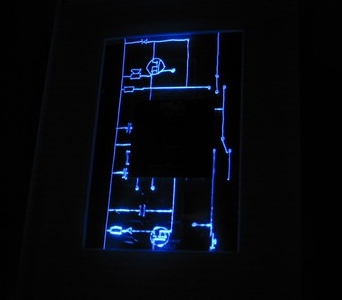 illuminated-intel-pentium-3-picture-frame-blue