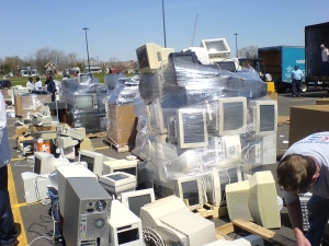 recycling your gadgets Save Money & Go Green By Recycling Your Gadgets
