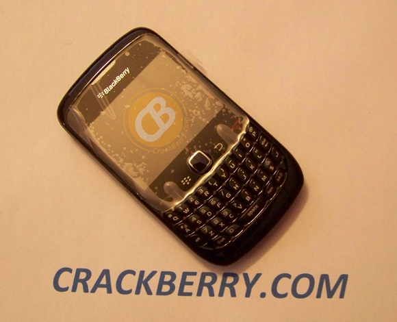blackberry-curve-8520-4