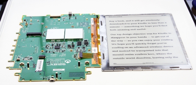 Kindle DX Gets Taken Apart