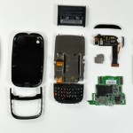 iFixit Pull apart the Palm Pre