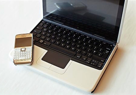 Nokia-Booklet-Comparison
