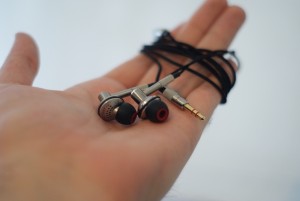 TwistJax full 300x201 Atomic Floyd TwistJax Earphones Review
