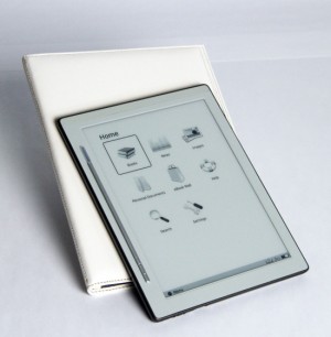 IREX DR800SG 300x306 IREX e Reader Enters US Market