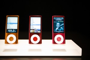 iPod Nano front 300x199 iPod Nano with Video Camera   Hands On