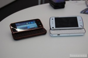nokia n97 mini 300x199 Nokia N97 and N97 Mini Compared