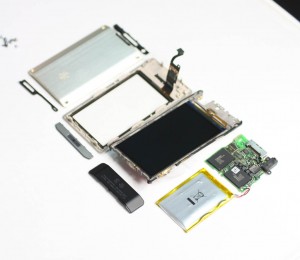 zunehd teardown 300x260 Zune HD Teardown