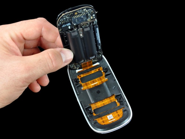 Apple-Magic-Mouse Apple Magic Mouse 650x486 Magic Mouse Teardown