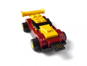 Lego USB Flash Drive 300x226 Lego USB Flash Drive Car