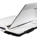 Gigabye Booktop M1305 gets Desktop Dock