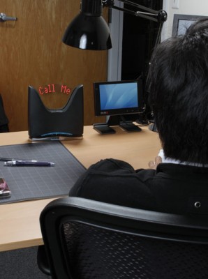 ixp3_internet_messaging_clock_ondesk