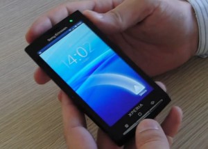 xperia x101 300x214 Sony Ericsson XPERIA X10 Hands on Video   Runs Faster Now