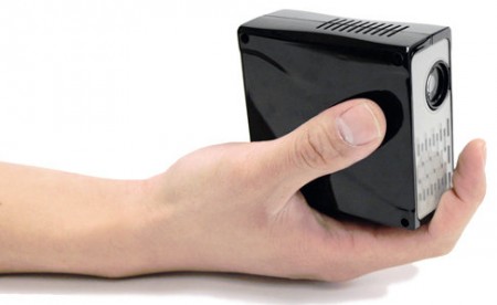 aaxa-m1-micro-projector